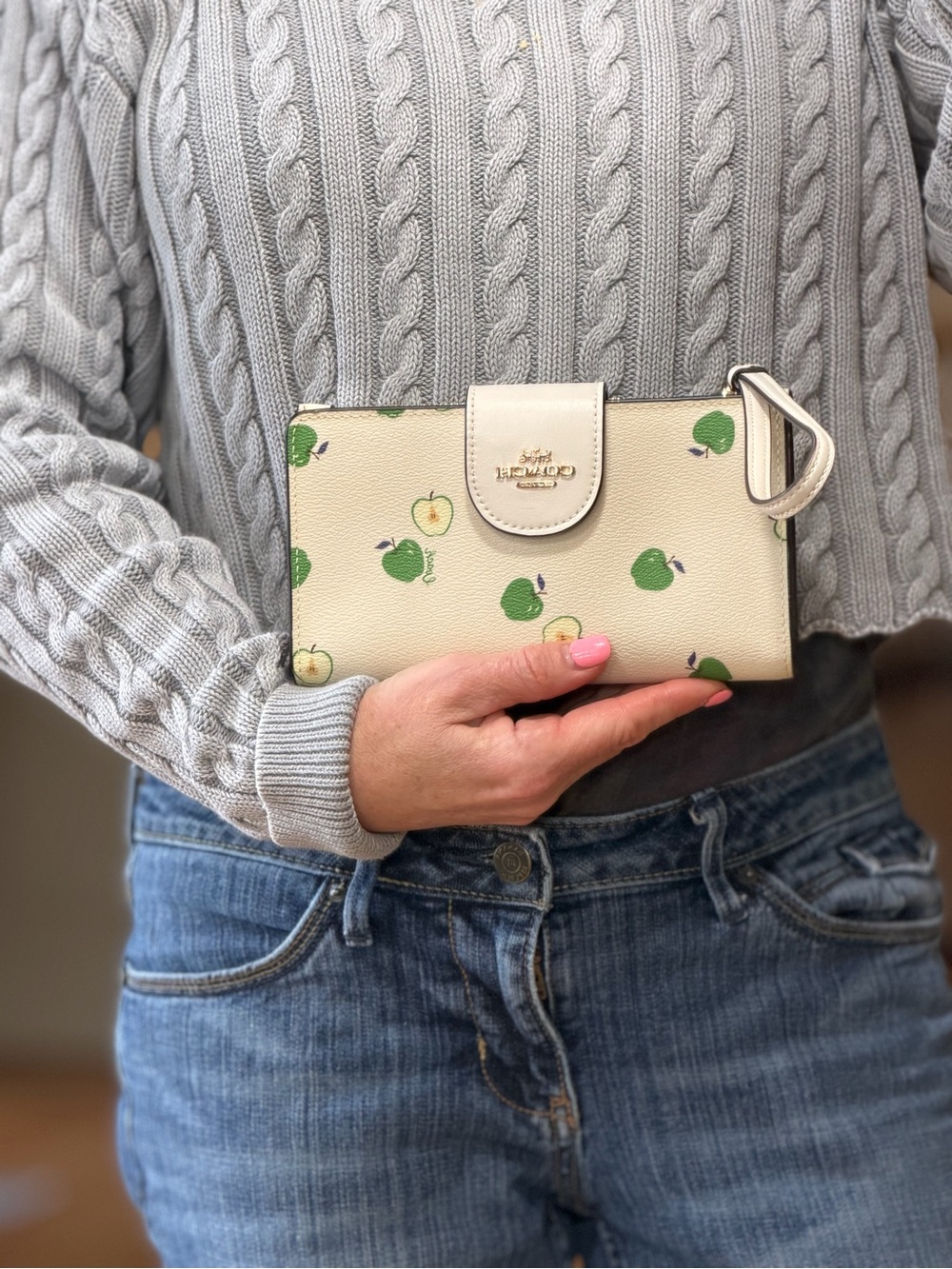 Coach Whimsical Apple Print Tech Phone Wallet Wristlet Cream & Green EUC - Picture 12 of 12